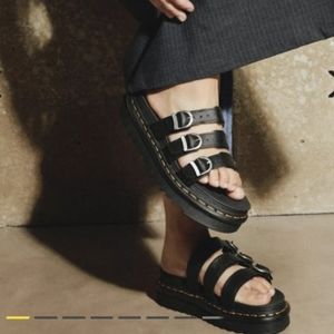 DR MARTENS Blaire Slide Black Leather Sandals US Women's Size 9